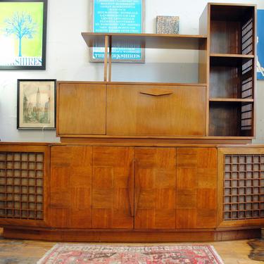Mid Century Stereo Cabinet/Credenza w/drop down Bar top