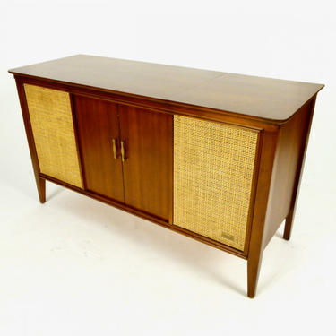 Zenith Console Stereo
