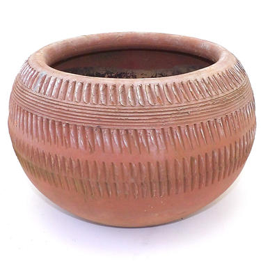 Terra Cotta Mexico Planter Mid Century Modern Succulent Fern Pot Etched Round Low Profile Squatty Red Plant Holder Stand 