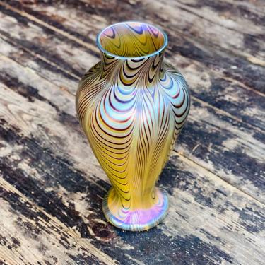 Vintage Orient De Flume Iridescent Vase, Pulled Free Form Feather Design, Colorful Favrile Glass, Unique Flower Vase, Art Glass, 8 3/4&quot; H 