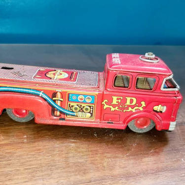 1950s Japanese Tin Fire truck for PARTS. 