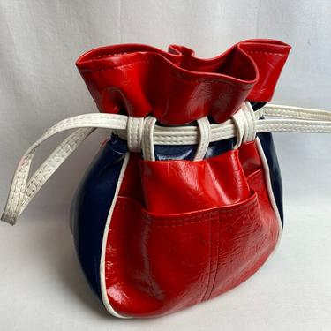 60’s Mod red white & blue vinyl purse~ cinched tote~ vibrant colorful ~ plastic princess carry-all~ groovy retro 1960’s sac 