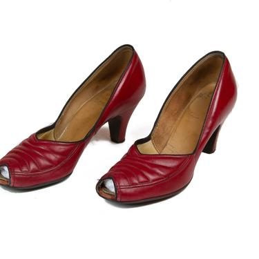 1940s High Heels ~ Red Padded Stitching High Heel Shoes 