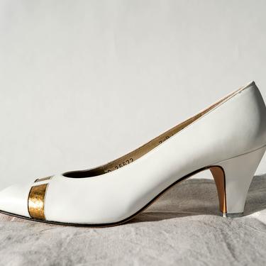 Vintage 80s Salvatore Ferragamo White Leather Pumps w/ Gold Snakeskin Toe | Made in Italy | Size 7.5 | UNWORN w/ Box | 1980s Designer Heels 