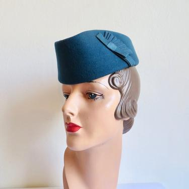 Vintage 1940's Teal Blue Felt Military Garrison Style Tilt Hat Ribbon Trim Rockabilly WW2 Era 40's Millinery Doeskin 