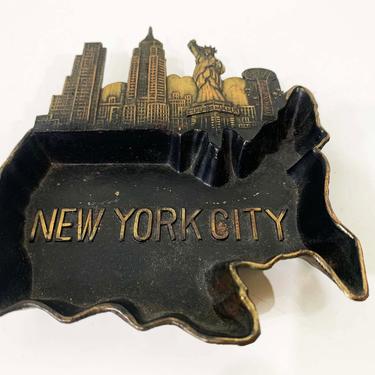 Vintage Metal New York Ring Dish Tray Plate Souvenir Retro Round NYC NY Mid-Century Barware Ashtray Gold Black 1950s 50s 
