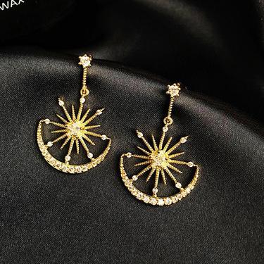 E104 Moon Star Dangle Statement Earrings, Celestial Drop Earrings, Korean Style Earrings, Bridesmaid, Gift, starburst earring, sun earring 