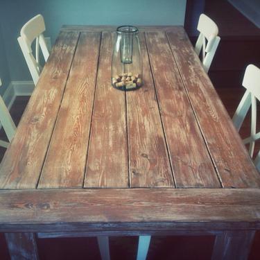 Weathered Rustic Farmhouse Style Dining Table 