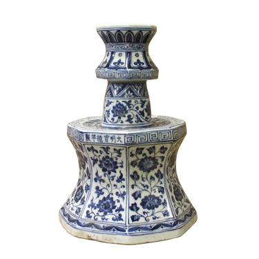 Chinese Blue &amp; White Porcelain Octagon Lotus Flower Candle Holder cs3802E 
