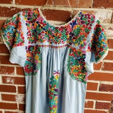 Gorgeious Embroidered Blue Oaxacan Dress Vintage 70s M/L 
