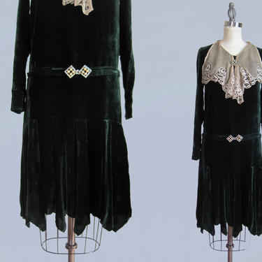 1920s Dress / Green Silk Velvet and Antique Lace Bib / S XS 