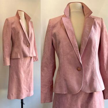 Vintage 70's BLUSH PINK Secretary Suit / Adolph Schuman for LIlli Ann / Ultrasuede 