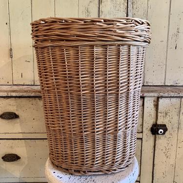 Vintage Hamper Basket