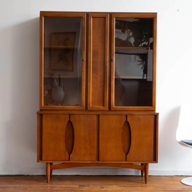 Vintage MCM Mid Century Walnut China Cabinet - Bookcase - Storage 