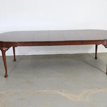 Henkle Harris Wild Black Cherry Queen Anne Dining Table 100&amp;quot; 