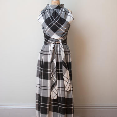1950s Plaid Wrap Dress / 50s Black and White Sundress 