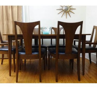 Mid Century Modern Broyhill Brasilia Sculpted Walnut MCM Dining Room Table &amp; 6 Chairs Set (PureVintageNYC) 