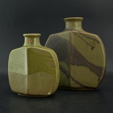 2 Vintage Green Arabia Finland Vases Singed HS DAMAGED REPAIRED Mid-Century Modern Scandinavian 