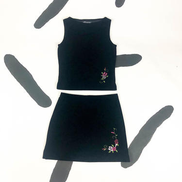 90s Black Velvet Two Piece Skirt and Tank Set / Floral / Mini Skirt /  Large  / Velour / Stretch / Cyber / y2k / 00s / XL / Delias / Velour 