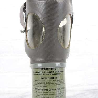 US Military Issue Gas Mask (Adult Medium) 