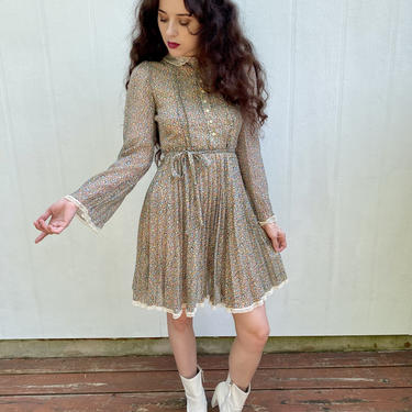 Vintage 60s Floral print Cotton gauze Bell sleeve Semi sheer Preppy Lace Pleated Mini dress XS 