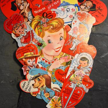1950s UNUSED Valentines Set of 10 - Vintage Valentines with Red, Gold and Glitter - 1 Matching Set & 7 with Glitter Accents  | FREE SHIPPING 