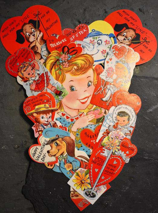 1950s UNUSED Valentines Set of 10 - Vintage Valentines with Red, Gold and Glitter - 1 Matching Set &amp; 7 with Glitter Accents  | FREE SHIPPING 