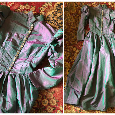 HALLOWEEN COSTUME vintage 80’s does Victorian Gothic punk ball gown | purple & green iridescent taffeta, mutton sleeve full length dress 
