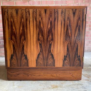 Danish Modern Brazilian Rosewood Cabinet by Poul Hundevad 