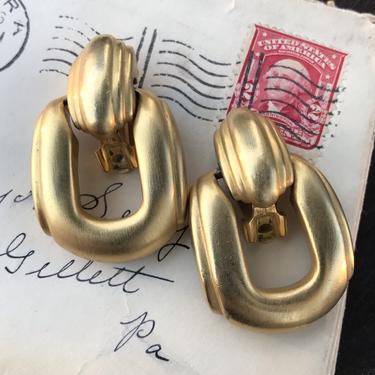 1980s Brushed Gold Doorknocker Clip Earrings