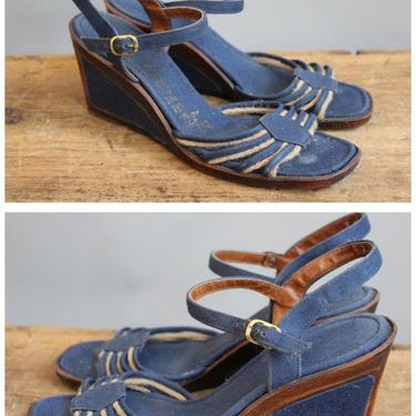1970s Wedges // Fanfares Blue Wedge Sandals // vintage 70s sandals // 7N 