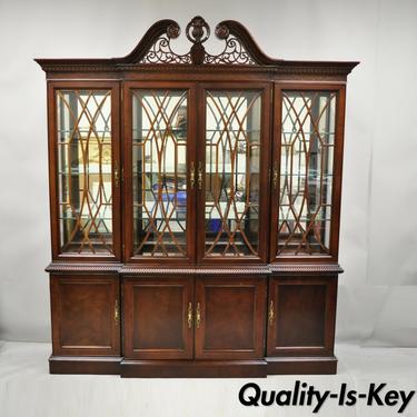 Centennial Collection Bernhardt Mahogany Chippendale Breakfront China Cabinet