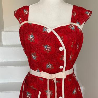 Unworn Early 1950s Sun Dress Cherry Red Floral Print Big Pocket 36 Bust Vintage 
