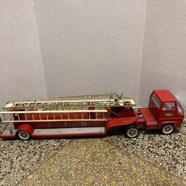 Vintage 1950s Tonka Fire Truck with Ladders 
