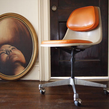 Rare Vintage EAMES Herman Miller Fiberglass SHELL Secretary PSCC-4 Chair, Greige w/ Orange Pads, Mid-Century Modern, retro danish knoll era 
