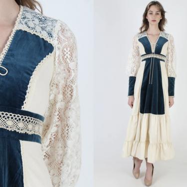 Vintage 70s Gunne Sax Corset Dress / Sapphire Blue Velvet Lace Up Dress / Medieval Times Renaissance Fair Crochet Prairie Tiered Maxi Dress 