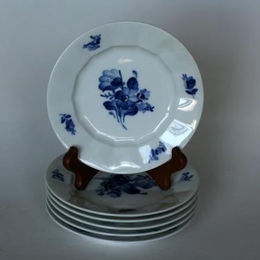 vintage Royal Copenhagen Blue Flower bread and butter or cake plates/Denmark/set of six 10/8553 