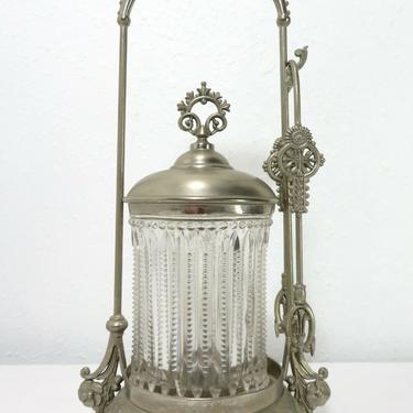 ANTIQUE Victorian Silverplate MERIDEN PICKLE CASTOR, SAWTOOTH GLASS JAR W/ TONGS
