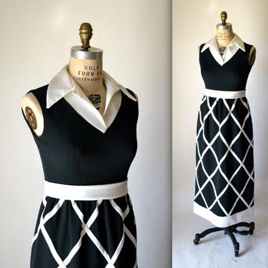 70s Vintage Black Dress Black and White Graphic Dress Checker//70s Black and White long Summer Shirt Dress SIze Medium 