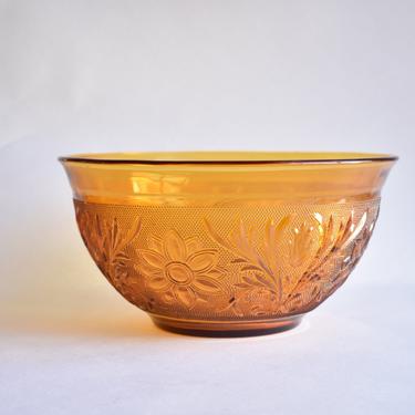 Large Amber Serving Salad Bowl | Vintage Glass 