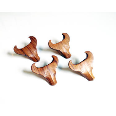 Vintage Wood Bull Head Napkin Rings / Set of 4 / Carved Wood 