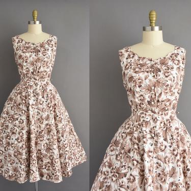 vintage 1950s dress | Adorable Brown Floral Print Summer Cotton Full Skirt Dress | Medium | 50s vintage dress 
