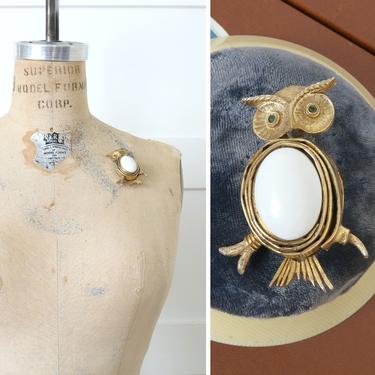 vintage 1960s 70s owl brooch • oversized jelly belly white glass owl on a branch • MCM novelty pin 