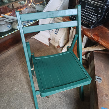 Green wood folding chair