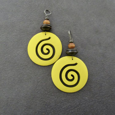 Carved wooden earrings, ethnic earrings, tribal earrings, yellow earrings, Afrocentric earrings, African earrings, boho earrings, spiral 2 