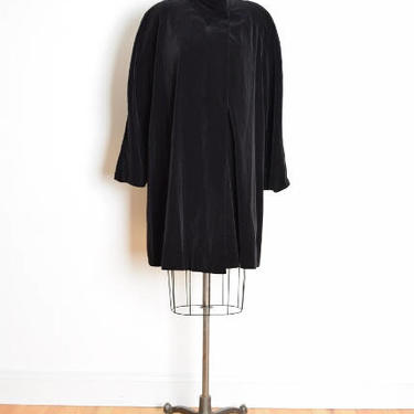 vintage 80s coat, 80s jacket, black velvet coat, black velvet jacket, velveteen coat, 80s clothing, draped coat, strong shoulder, M L 