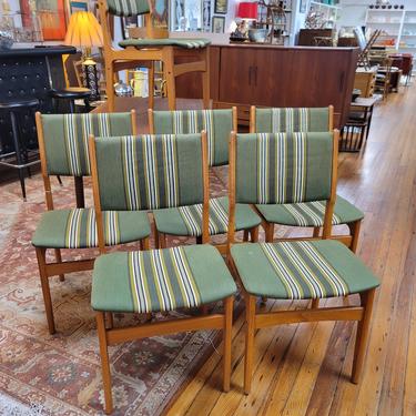 Set of 6 Danish Dining Chairs in the Manor of Eric Buch