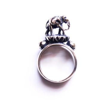 LILY SILVER RING
