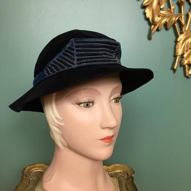 1930s hat, Austrian velour, Art Deco hat, vintage 30s hat, maynox hats New York, wide brim hat, embroidered hat, nay blue hat, film noir 
