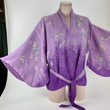 1930's-40's Japanese Silk Kimono - Short Jacket Length with Sash - Completely Lined - Size Medium 